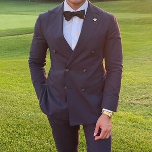 Suitsupply Men's Navy Double-Breasted Suit